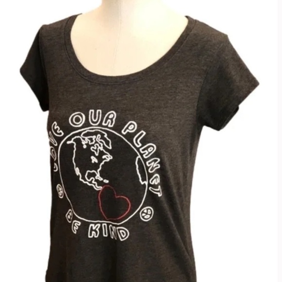 Lucky brand graphic tee - Picture 7 of 13